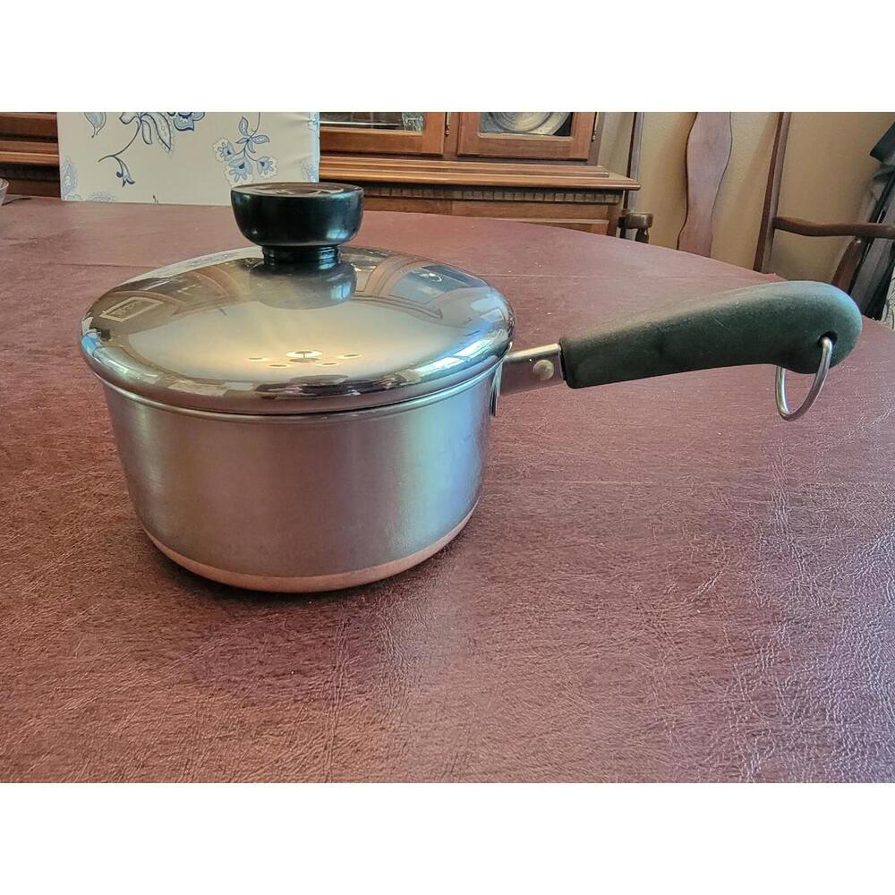 Vintage Revere Ware Copper Bottom 1 Qt Sauce Pan with Lid